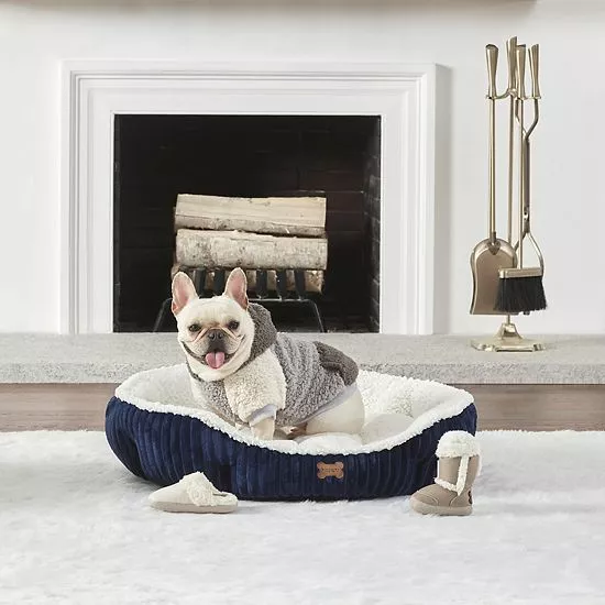 Koolaburra By UGG Leeloo Plush Sherpa Pet Bed 2 Koolaburra By UGG Leeloo Plush Sherpa Pet Bed - Image 2