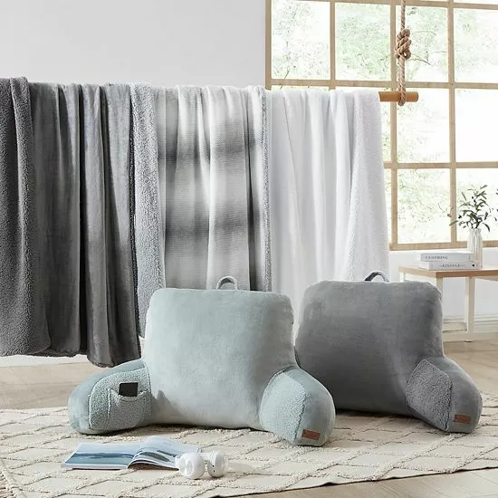 Koolaburra By UGG Dezi Throw Kb White Solid 5 Koolaburra By UGG Dezi Throw Kb White Solid - Image 5