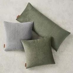 Koolaburra By UGG Lona Throw Pillow Verdent 11 Koolaburra By UGG Lona Throw Pillow Verdent -Koolaburra by UGG shop unnamed file 761